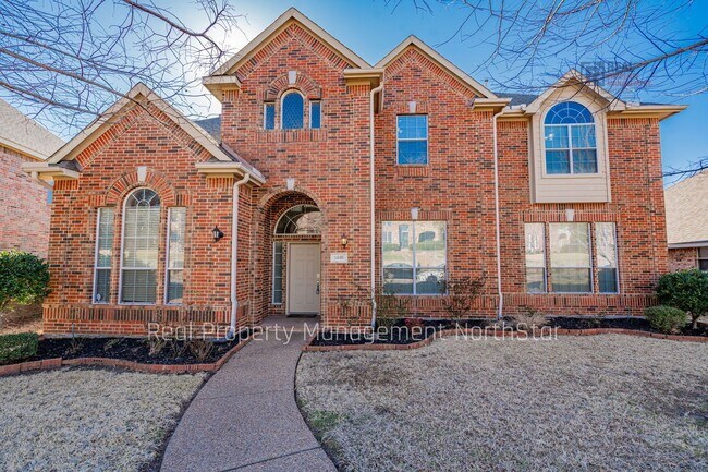 Building Photo - Lake Views, Space & Lifestyle – Ask about our move in specials!