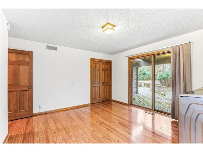 Building Photo - 5880 Christmas Lake Rd