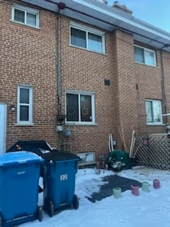 Building Photo - 32 N Albert St