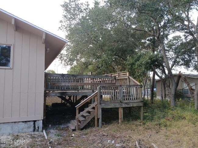 Building Photo - 712 Ave C