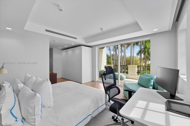 Building Photo - 4921 Fisher Island Dr