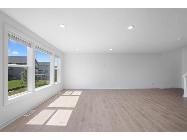 Building Photo - 11851 35th St N