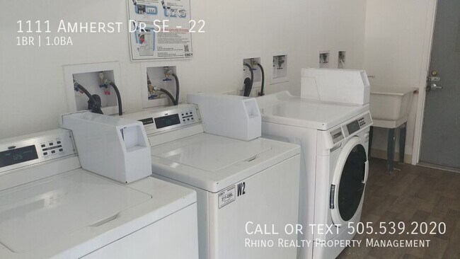 Building Photo - 1111 Amherst Dr SE