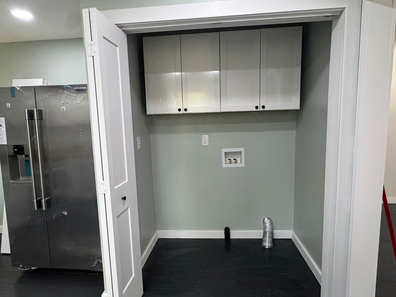 Laundry room - 1658 Echo Ct