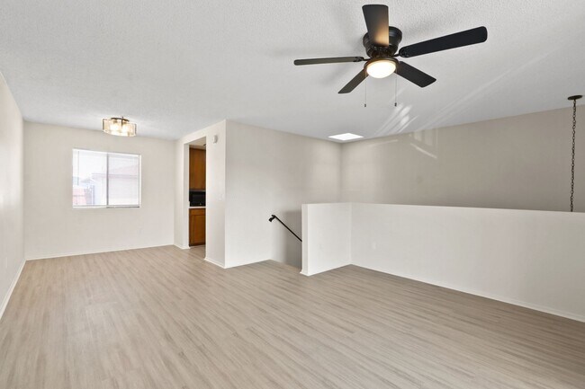 Building Photo - 16842 Hoskins Lane