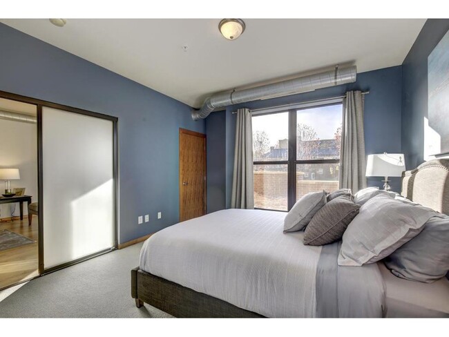 Building Photo - 15 E Franklin Ave