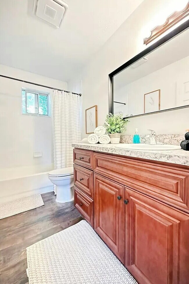 Building Photo - Available May 4 | Furnished or Unfurnished Options | 2 Bed / 2 Bath + Garage