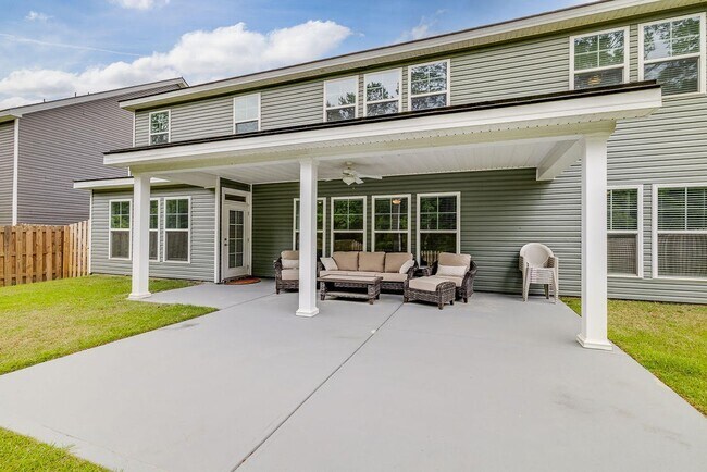 Building Photo - 42 Brookhaven Dr