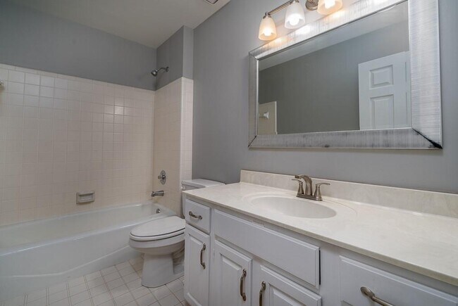 Building Photo - 1158 Alexandria Ct NE