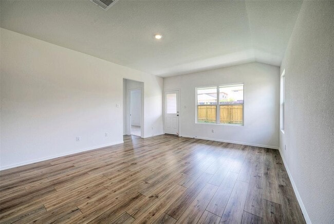 Building Photo - 108 Montego St