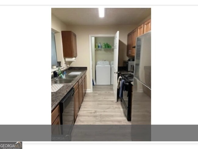 Building Photo - 13204 Fairington Dr