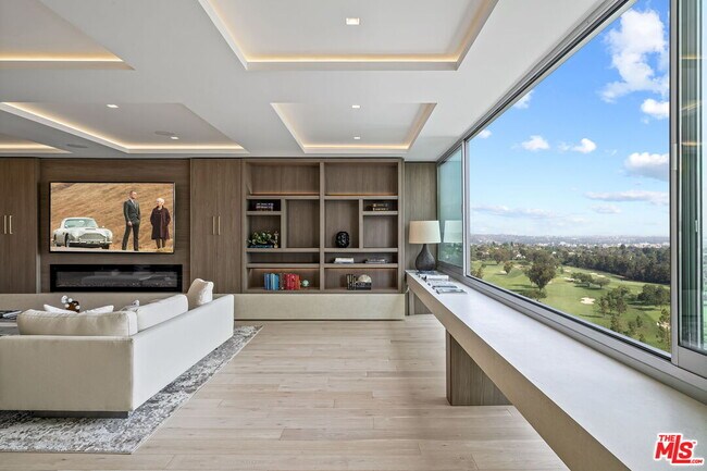 Building Photo - 2222 Ave of the Stars