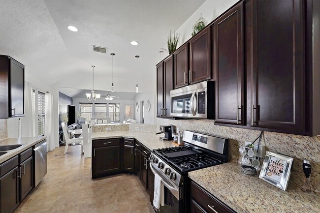 Building Photo - 18523 Windy Stone Dr