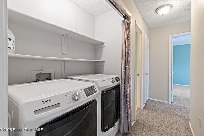 Building Photo - 225 S Tropical Trail