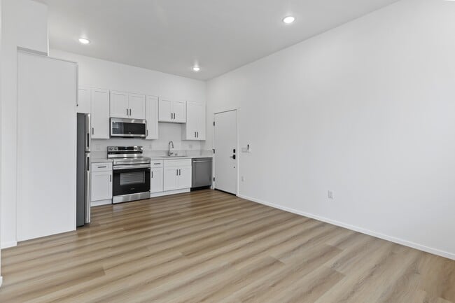 Building Photo - 2850 Nye St