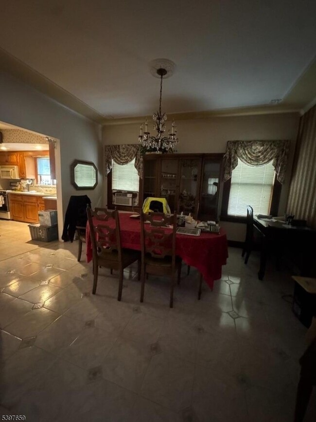 Building Photo - 124 Colfax Ave