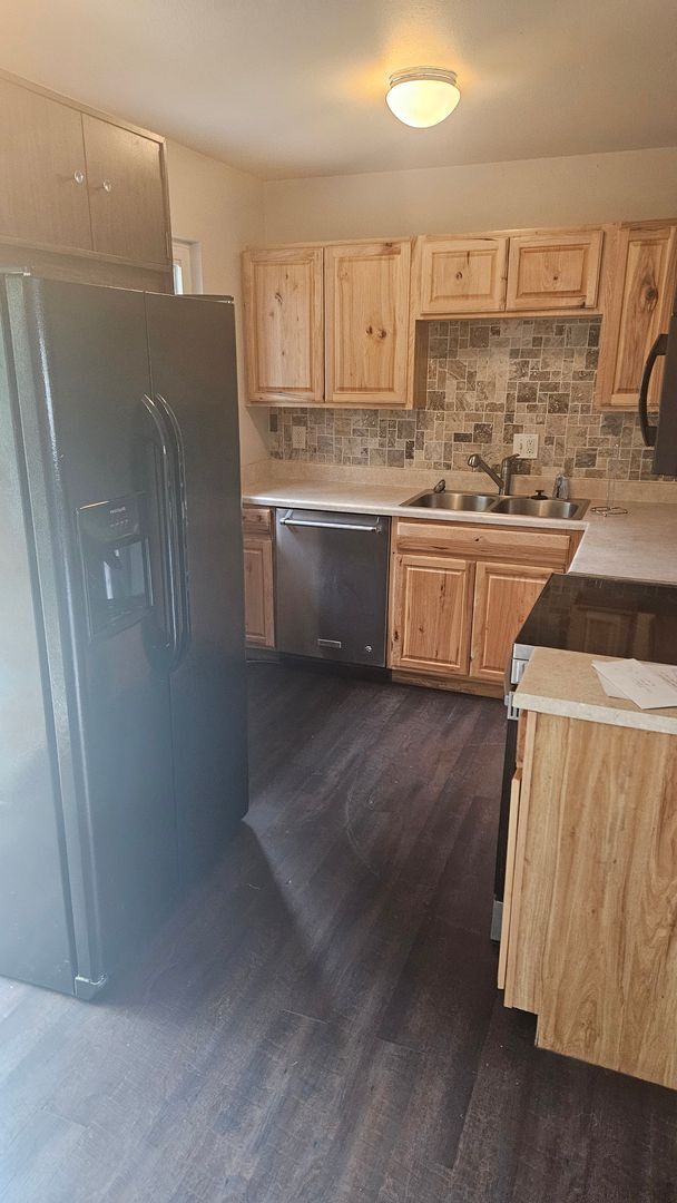 Building Photo - Cute 4 Bedroom House in Midtown FC