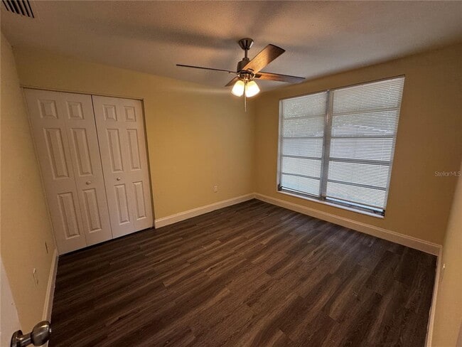 Building Photo - 1610 Crest Ave