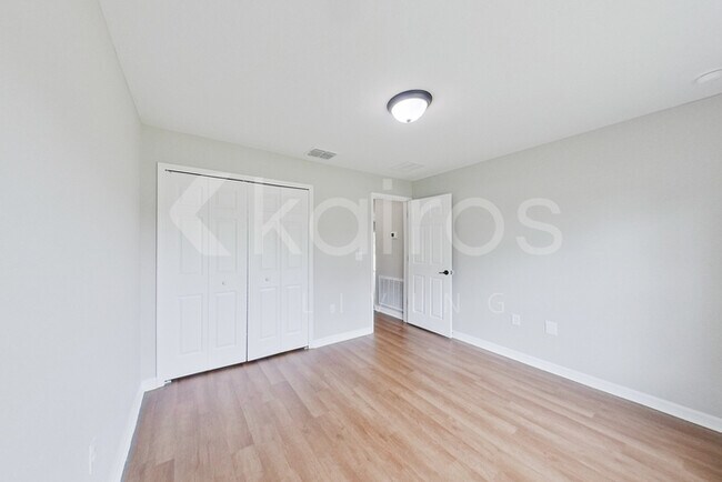 Building Photo - 8239 SW 135th Street Rd