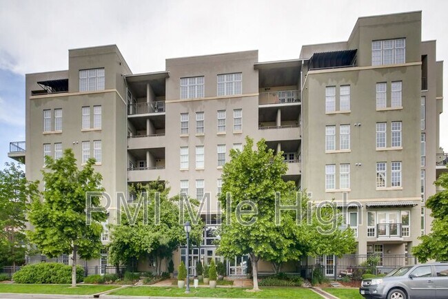 Building Photo - 275 S Harrison St