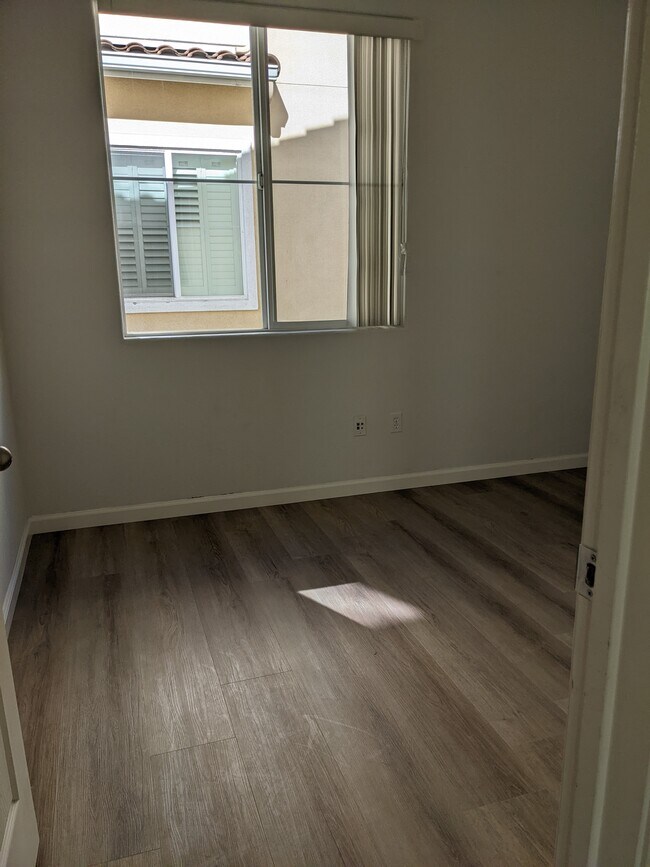 Building Photo - 135 Parc Place Dr