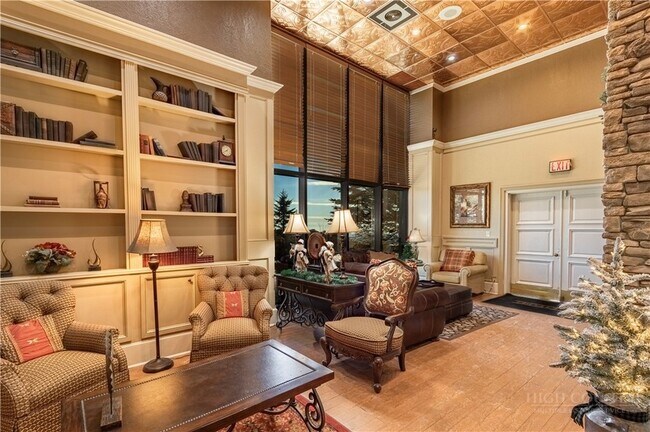 Building Photo - 303 Sugar Top Dr