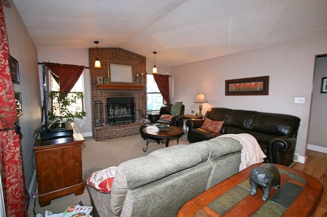 Building Photo - Beautifully Updated Black Forest Rancher on 5 Acres!