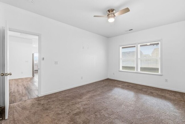 Building Photo - Experience Luxury Living in Reedy Fork