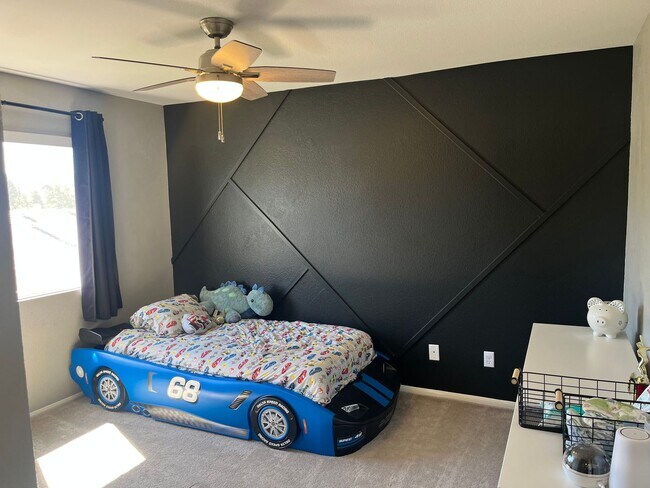 Building Photo - Pool Home - 4 bedroom - Paseo Del Sol