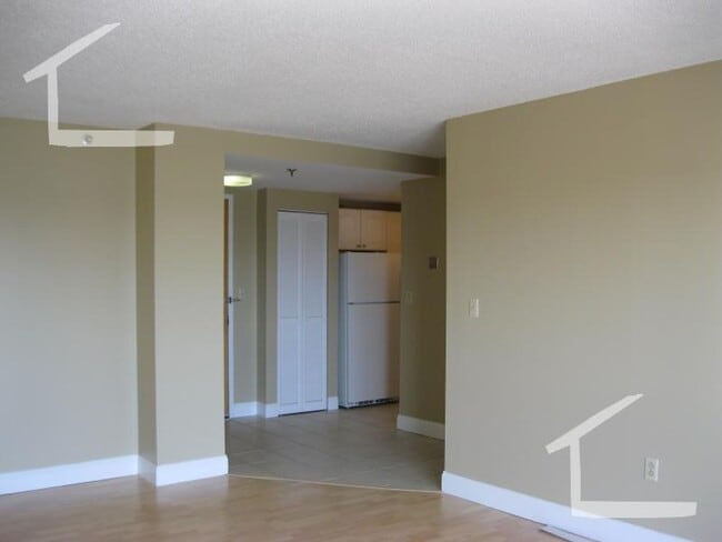 Building Photo - Luxury Allston 2 Bed