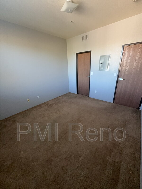 Building Photo - 1600 I St