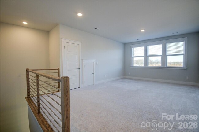 Building Photo - 5939 Ardrey Kell Rd