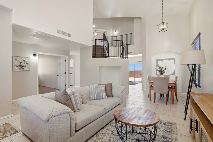 Building Photo - 7740 S Lions Spring Way