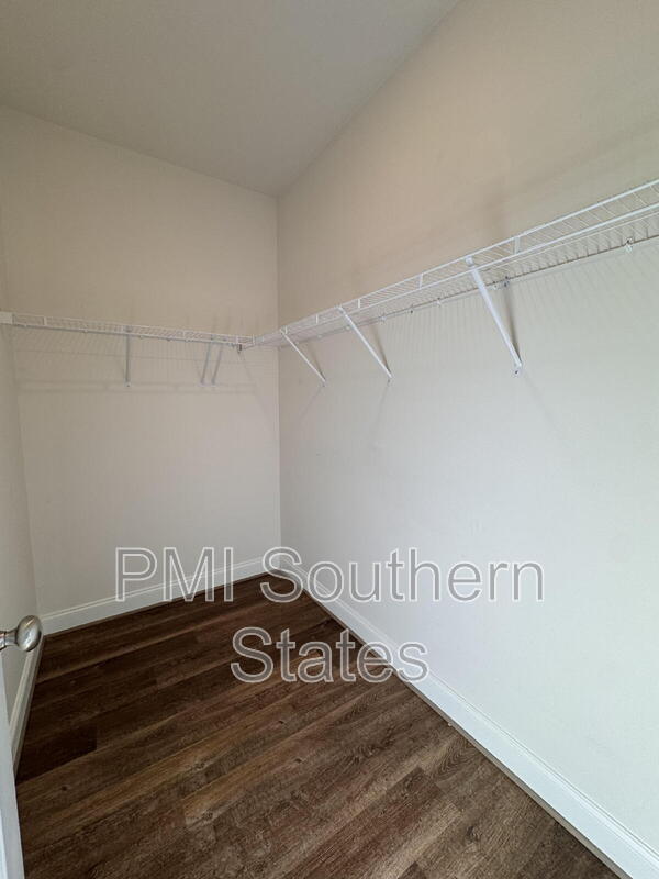 Building Photo - 2 Solis Ct