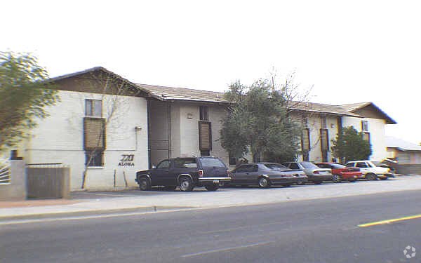 Primary Photo - Studios on Roosevelt