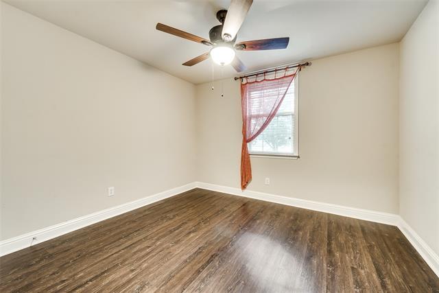 Building Photo - 1613 Applegate Way