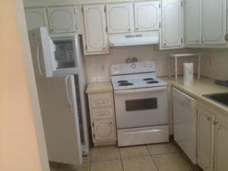 Building Photo - 482 Monaco Blvd