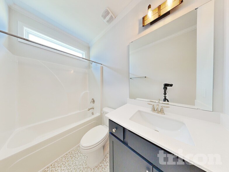 Building Photo - 64 fish Whistle court