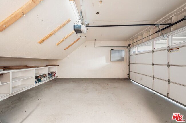 Building Photo - 831 14th St