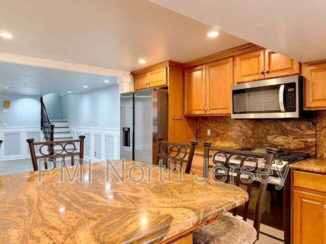 Building Photo - 227 Washington Ave