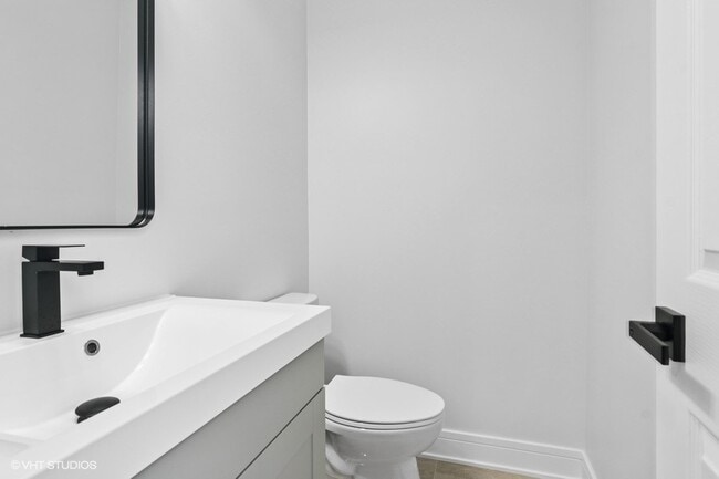 Building Photo - 23726 N Overhill Dr