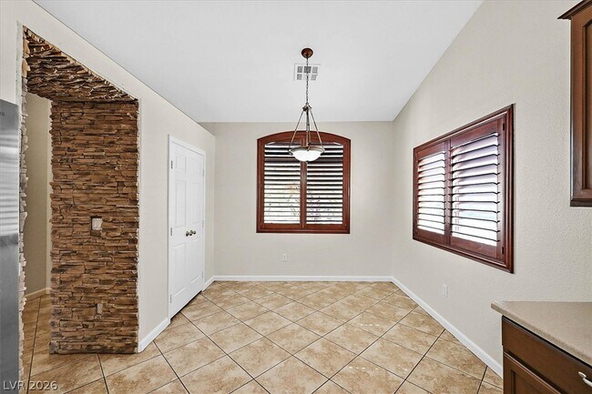 Building Photo - 5840 Coconut Creek St