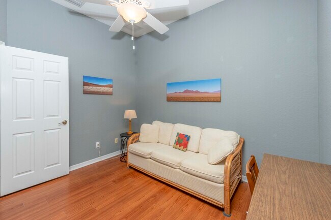 Building Photo - 4931 Bonsai Cir