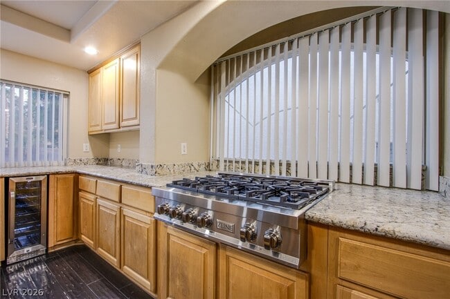 Building Photo - 6637 Coronado Palms Ave