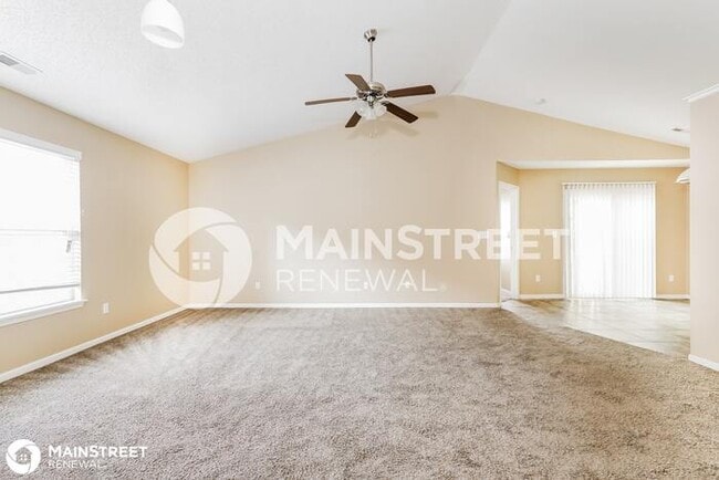 Building Photo - 4250 Village Bend Dr, Indianapolis, IN 46254