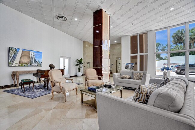 Building Photo - 4100 Galt Ocean Dr