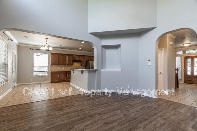 Building Photo - 9107 Los Sonoma Rio