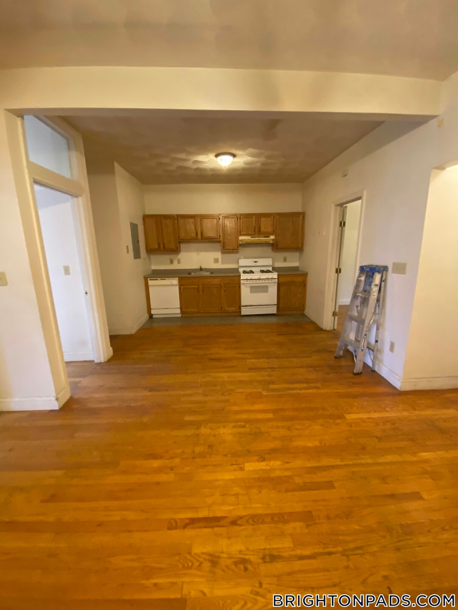 Building Photo - 17 Cummings Rd