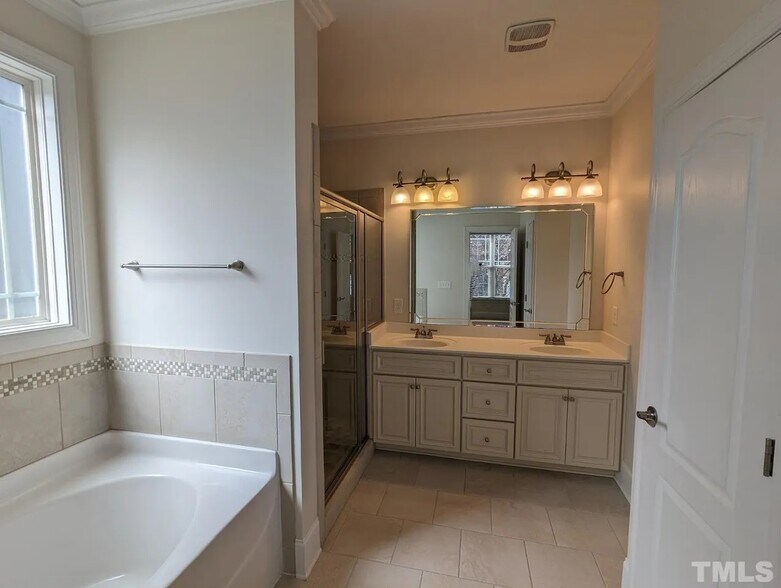 Building Photo - 519 Mill Hopper Ln