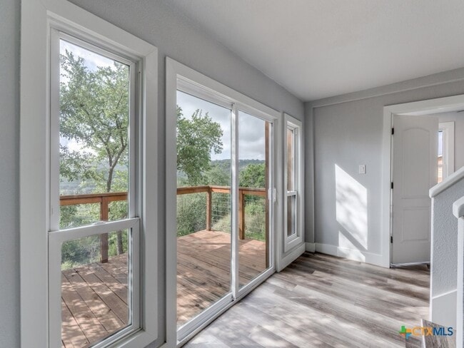 Building Photo - 238 Ledgeview Dr